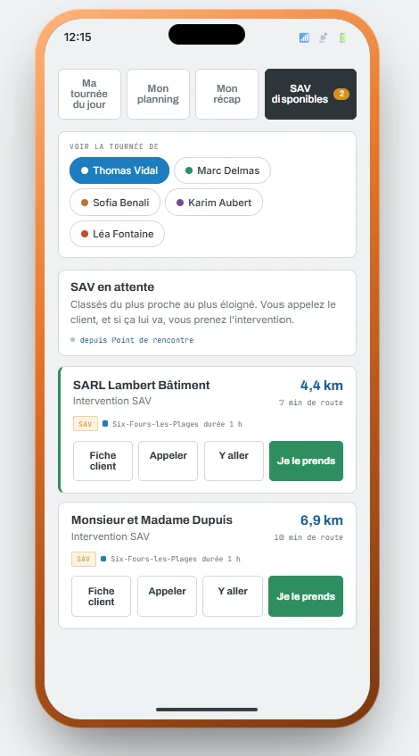 Côté intervenant : les SAV disponibles, classés du plus proche au plus éloigné, avec le bouton « Je le prends ».